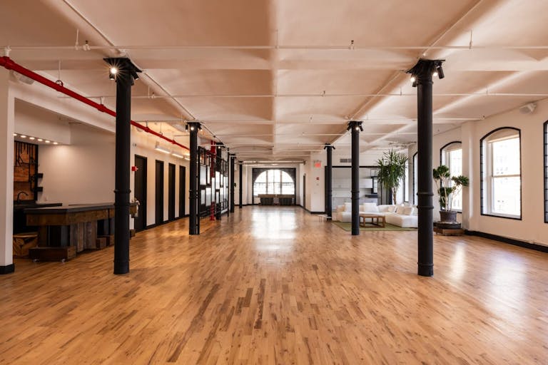 NoHo Loft with Rooftop - Image 4