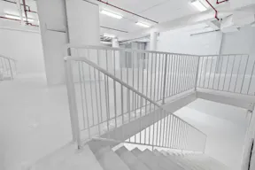 Storefront Whitebox Event Venue Photo Video Studio Art Gallery - Image 6