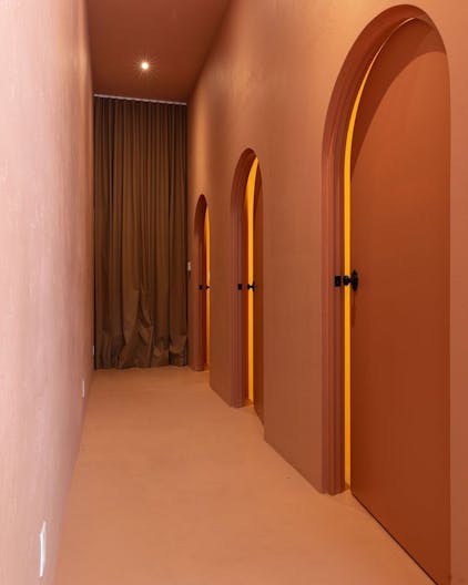 Prime Pop-Up Store Location Available at 8560 W Third Street, Los Angeles - Image 3