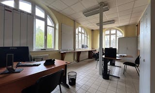 D�cor/Lieu de tournage: Commissariat - Image 14