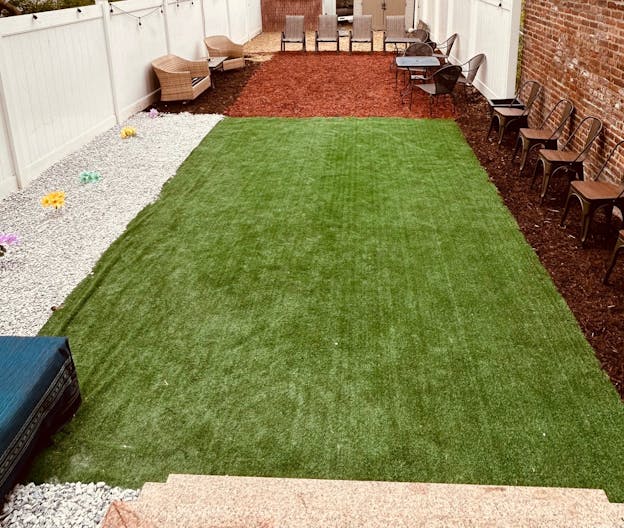 Natural light with indoor and/or outdoor venue - Image 2