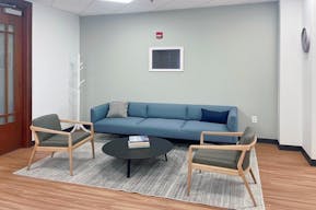 Your Success Begins with Our Rentable Office Space - Image 11