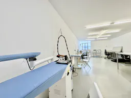 Bright Loft: 450 sqm Versatile Industrial Space with Stunning Daylight and Minimalist Design - Image 7