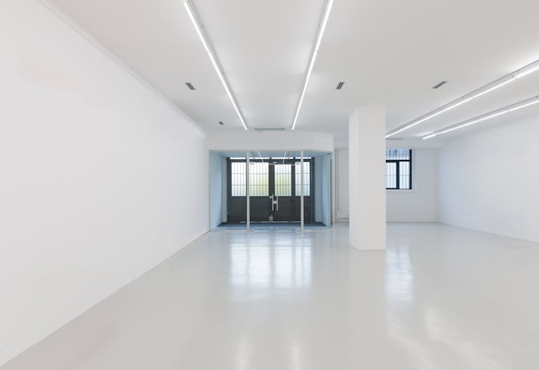 Whitecube Showroom - Image 2