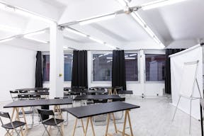 Un showroom 100% modulable dans le haut-Marais avec des volumes industriels. - Image 16