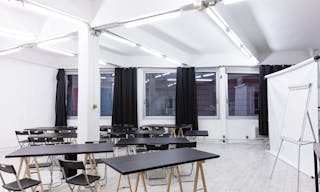 Un showroom 100% modulable dans le haut-Marais avec des volumes industriels. - Image 16