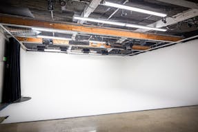 Chic industrial space with a cyc stage - Image 2