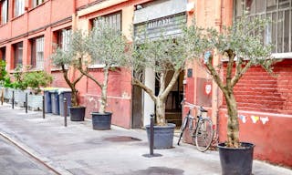 Grand loft - Bar atypique et cosy dans un quartier anim� - Image 2