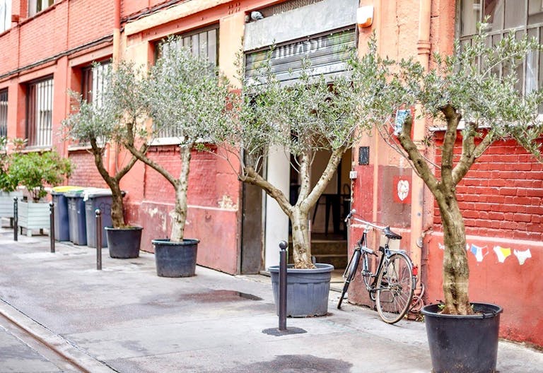 Grand loft - Bar atypique et cosy dans un quartier anim� - Image 2