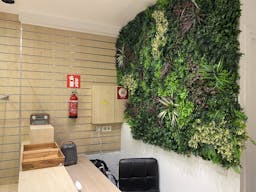 Local �pur� bois 35m2 - possibilit� de partager l'espace avec un autre locataire - Image 7