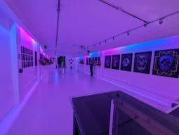 Gloss White Gallery Space on Fairfax Ave - Image 7