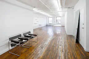 Beautiful Downtown Showroom - Image 1