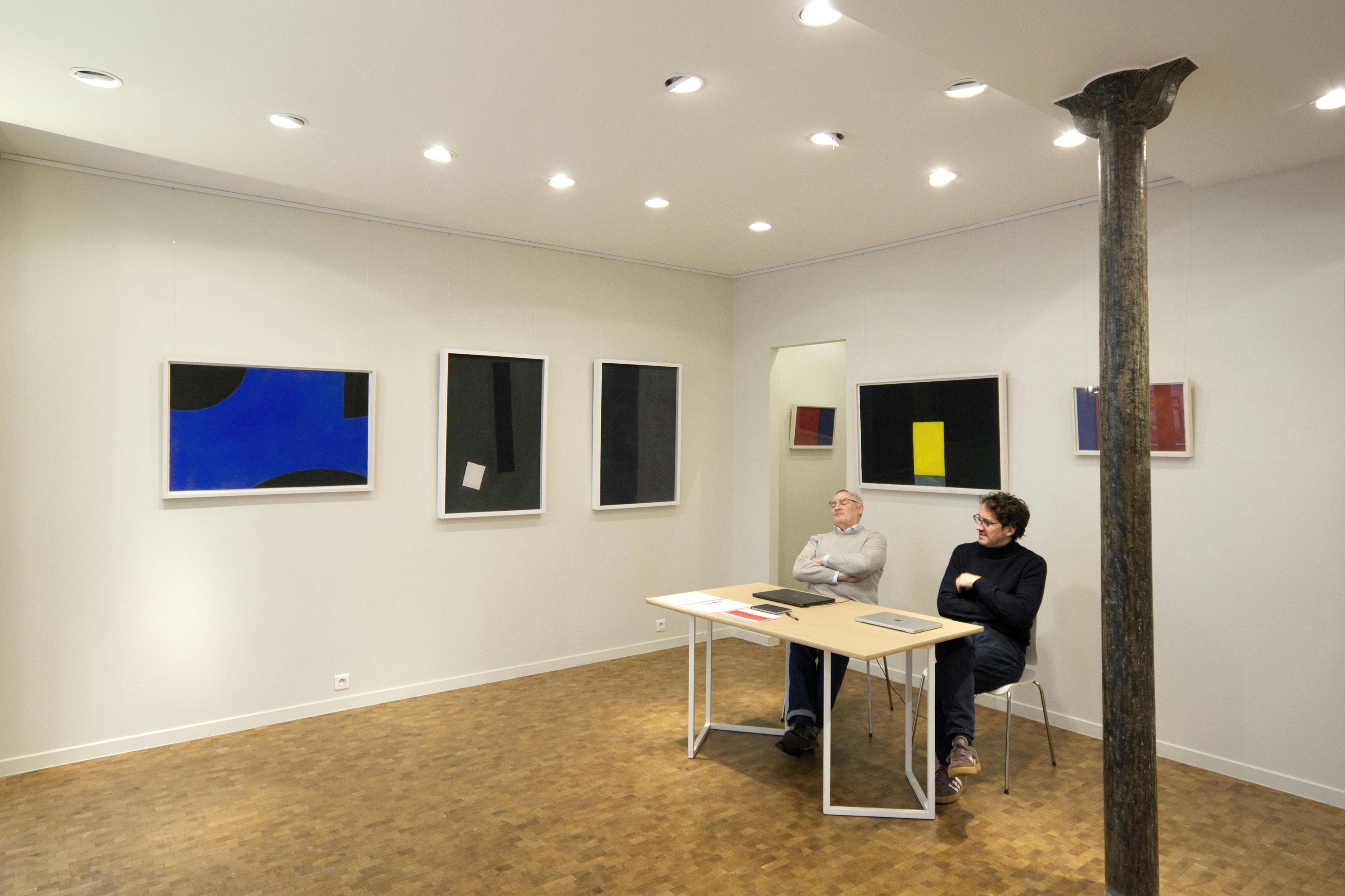 Modern 37 sqm Gallery and Showroom in Le Marais