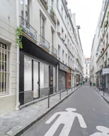 Un espace pop-up parfait pour les fashion weeks dans le quartier du marais à Paris.  - Image 1
