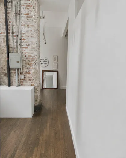 Tribeca Storefont and Gallery - Image 1