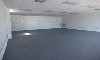 Photography Video Production Studio Gallery Event Space - Image 9