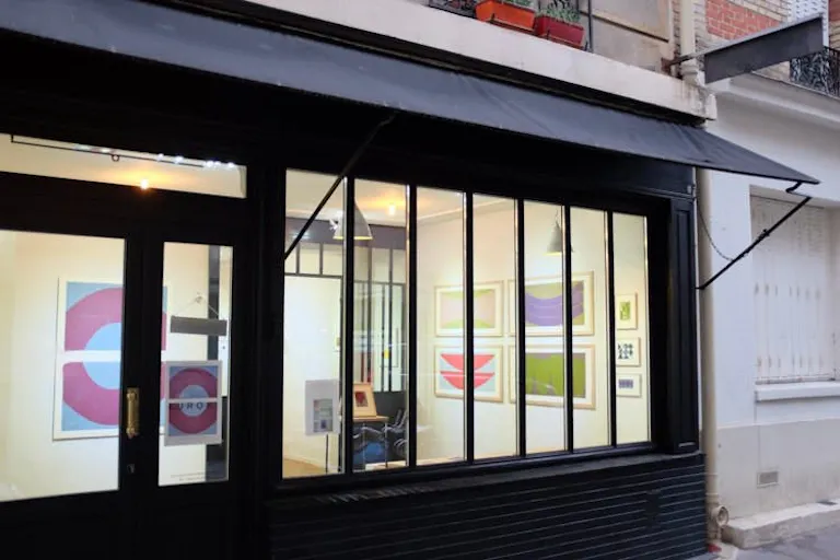 Quartier Tour Eiffel, Gros Caillou, Pop Up Boutique - Image 0