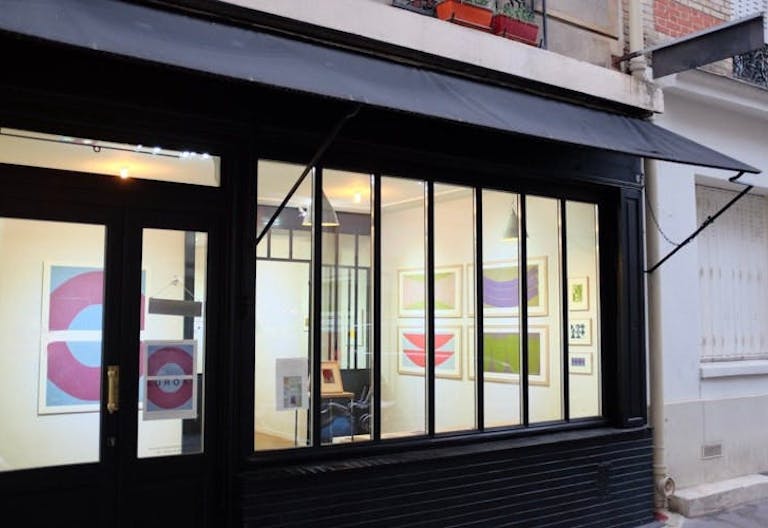 Quartier Tour Eiffel, Gros Caillou, Pop Up Boutique - Image 0