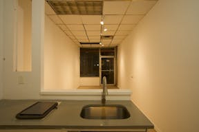 Eye-Catching White box Space: Art, Parties, Events, and Pop-Ups in Prime Lowe East side, Chinatown Near SoHo with Extra Room - Image 4