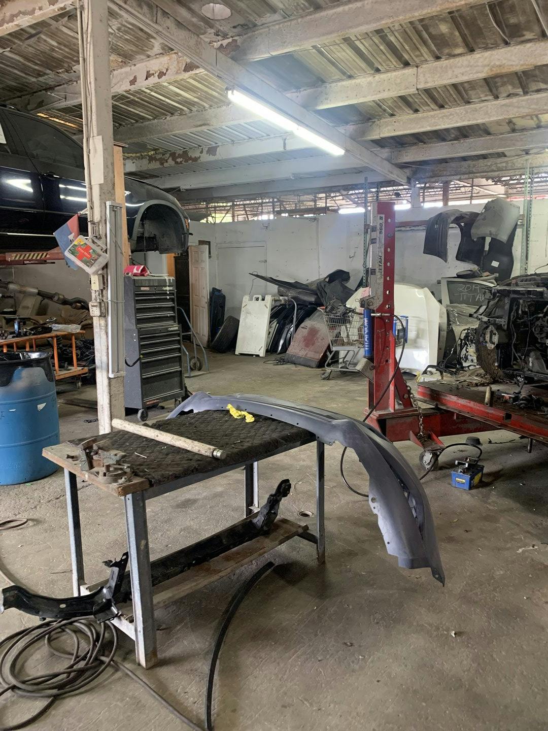 Industrial Mechanic Shop and Workspace in Pompano Beach