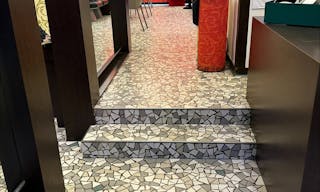 Boutique Shop For Rent - Prime Bordeaux - Near Place des Grands Hommes - Ideal Pop-Up Store - Image 2