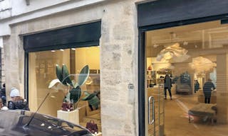 Charming Boutique Shop in Le Marais - Image 0