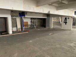 Cured Atypical Building for Rent - Nice Volume - Paris Le Marais - Image 7