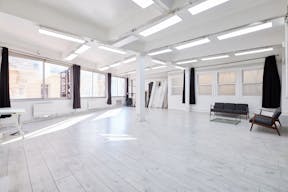 Studio photo en plein coeur du 10 ème arrondissement - Image 1