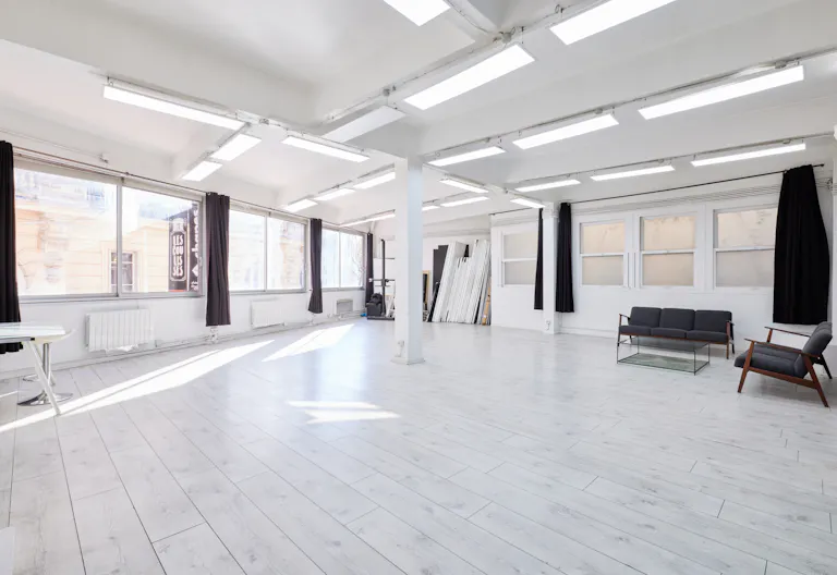 Studio photo en plein coeur du 10 ème arrondissement - Image 1