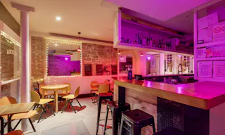 Restaurant | Paris 3�me | Pizzeria | Natural Lighting | Color Lighting Evening Options - Image 4