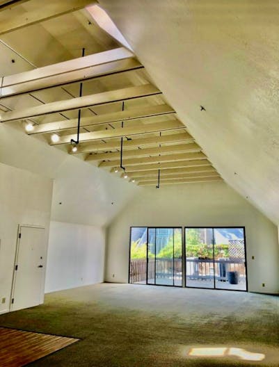 Spacious and Bright private open plan Office or Event space in the heart of Pacific Heights! - Image 1