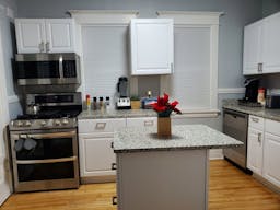 Charming 3 Bedroom Home, Close to U of M/Downtown/Dinkytown ~ Great Deck!! - Image 5