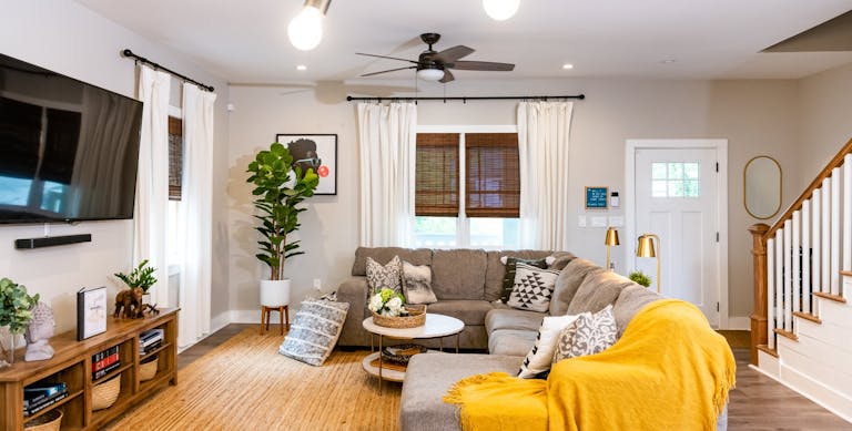 Comfortable Luxury Home In Downtown Atlanta - Image 2