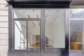 Luminous pop up store in Etienne Marcel (close to the Marais) - Image 0