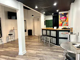 Quaint Meeting Space in Essex County - Image 1