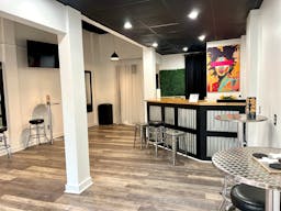 Quaint Meeting Space in Essex County - Image 1