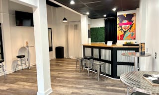 Quaint Meeting Space in Essex County - Image 1