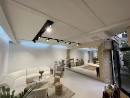 Showroom Carreau du Temple - Image 1