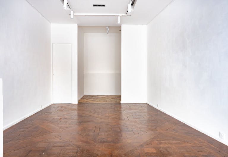 Beautiful space for exhibitions/showroom in Paris near Matignon - Champs Elysées - Image 3