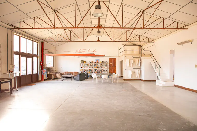 Espace de 300m2 en Campagne - Image 0