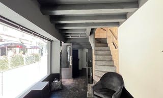 Recently renovated shop in prime 1st arr location in Paris - Image 7