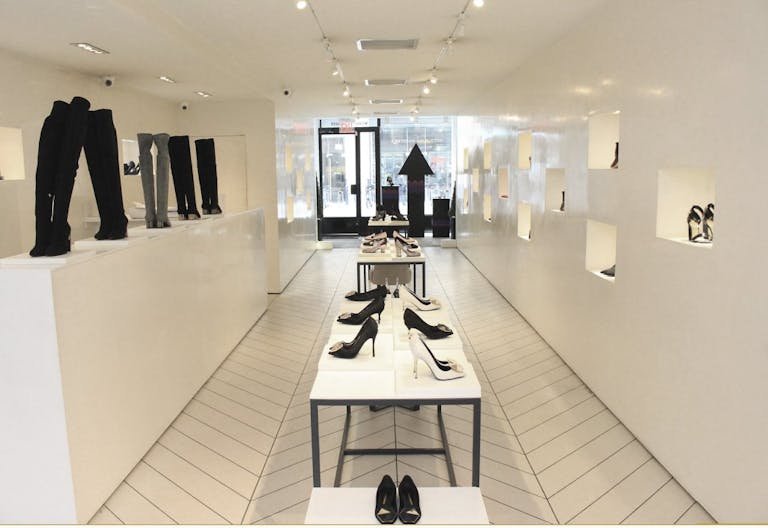 Luxury Boutique in the Heart of the West Village - Image 0