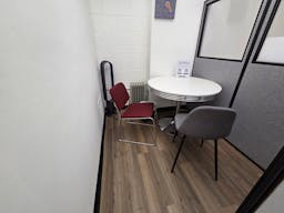 Spacious Multi-Purpose Conference Room in Harlem - Image 4