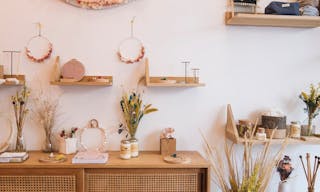 Beautiful Boutique Paris 11th, close to Haut-Marais - Image 1