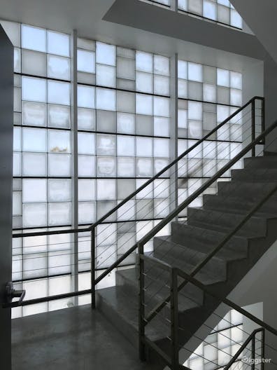 Glass-walled Staircase for Filming and Photoshoots - Image 2
