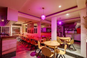 Restaurant | Paris 3�me | Pizzeria | Natural Lighting | Color Lighting Evening Options - Image 0