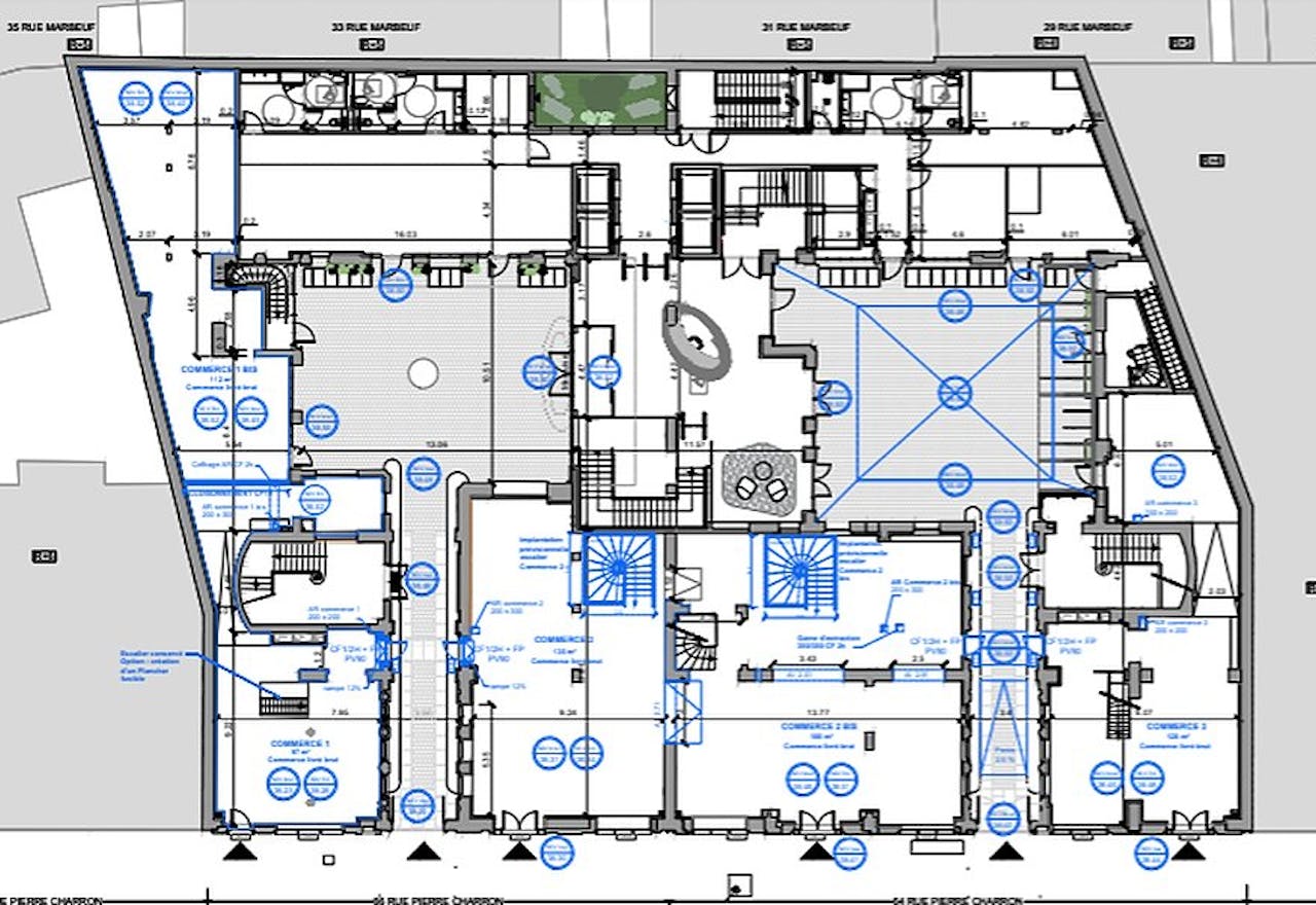 Flagship Storefront - Triangle d'Or - Near Champs-�lys�es - Image 2