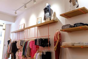 Pop Up Boutique dans Le Marais - Image 3