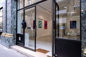 Galerie d'art / showroom / concept store / devanture Monument Historique - Image 1