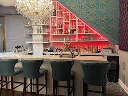 Bar and Lounge - Image 1